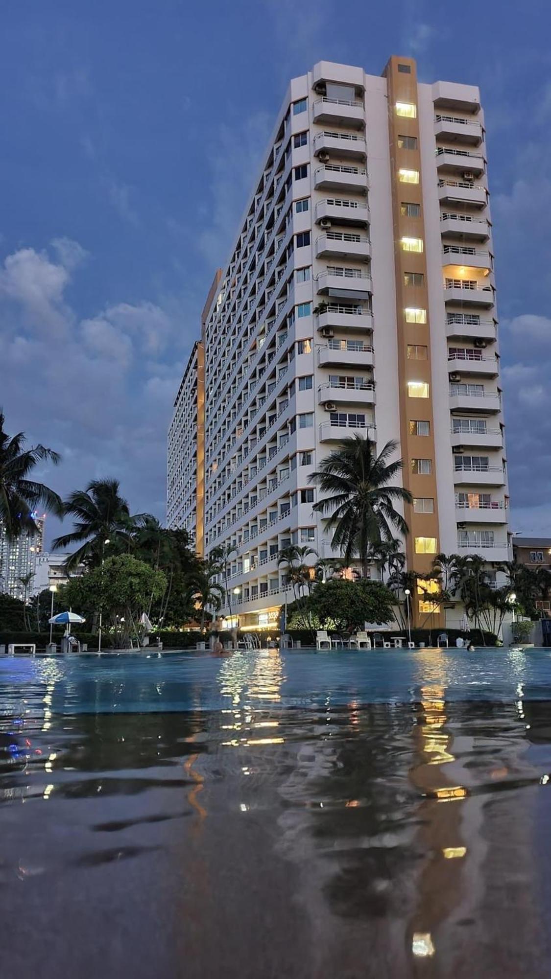 View Talay 1B Apartments Pattaja Kültér fotó