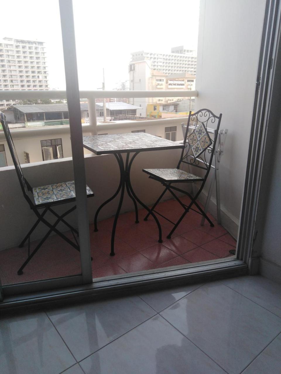 View Talay 1B Apartments Pattaja Kültér fotó